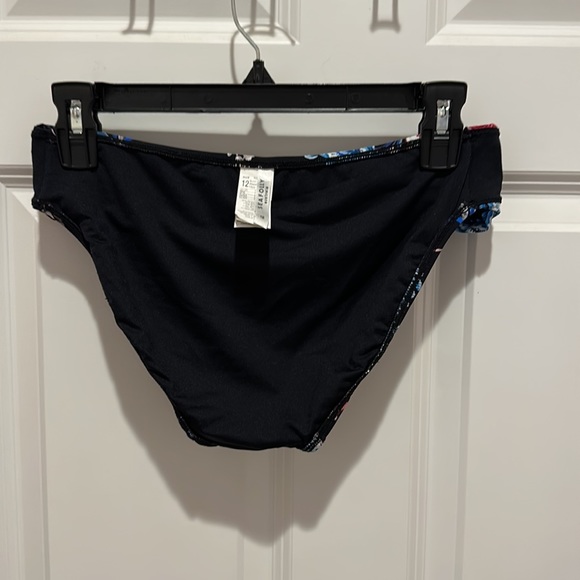 SEAFOLLY swimsuit bottoms US size 8/ Australia size 12. Base color is black. - Picture 7 of 8